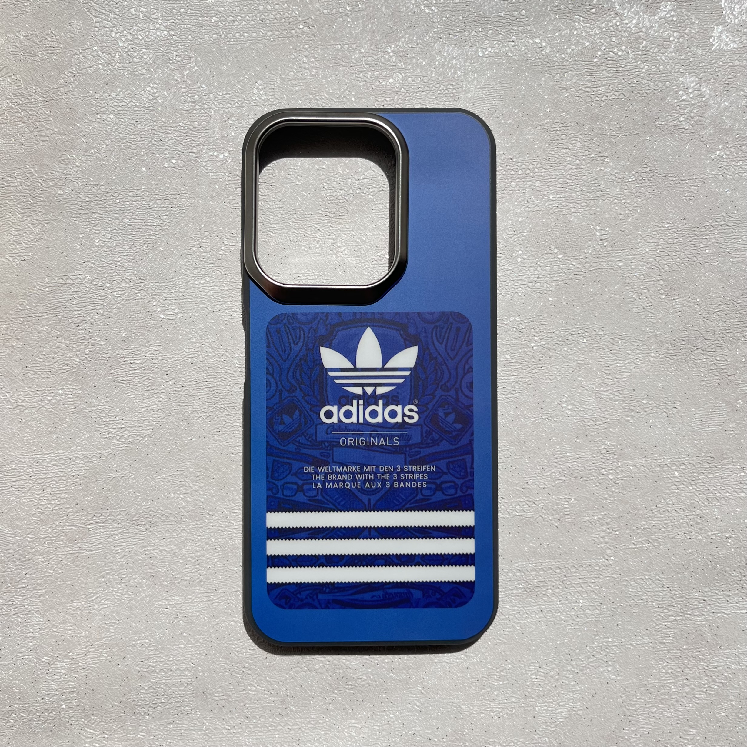 قاب طرح Adidas مناسب Redmi 15C